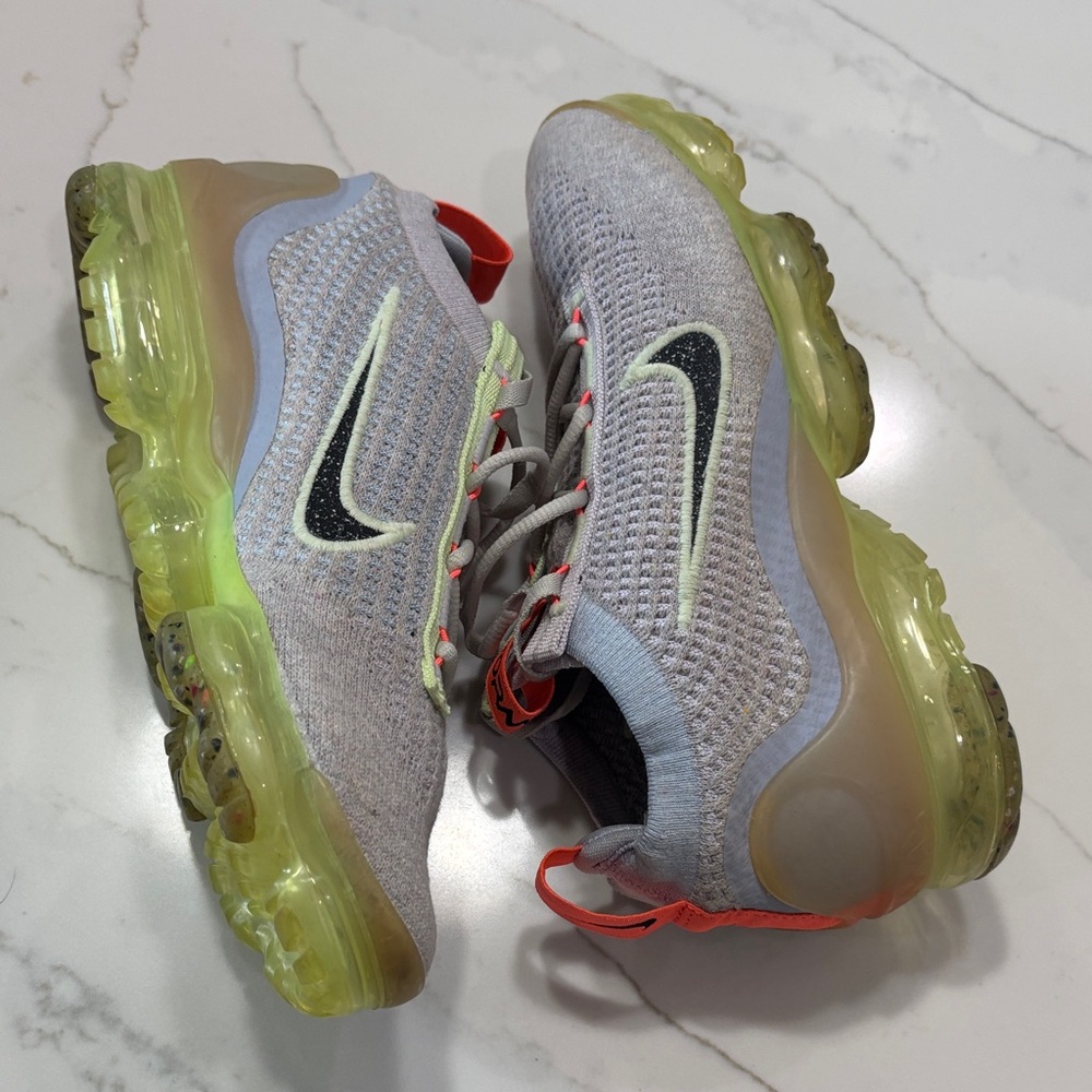 Nike Lavender and Lime Women's VaporMax Knit Sneakers - Picture 12 of 15